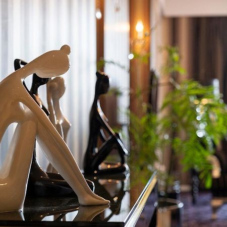 Christian'S Hotel Luoyang Лоян Екстер'єр фото