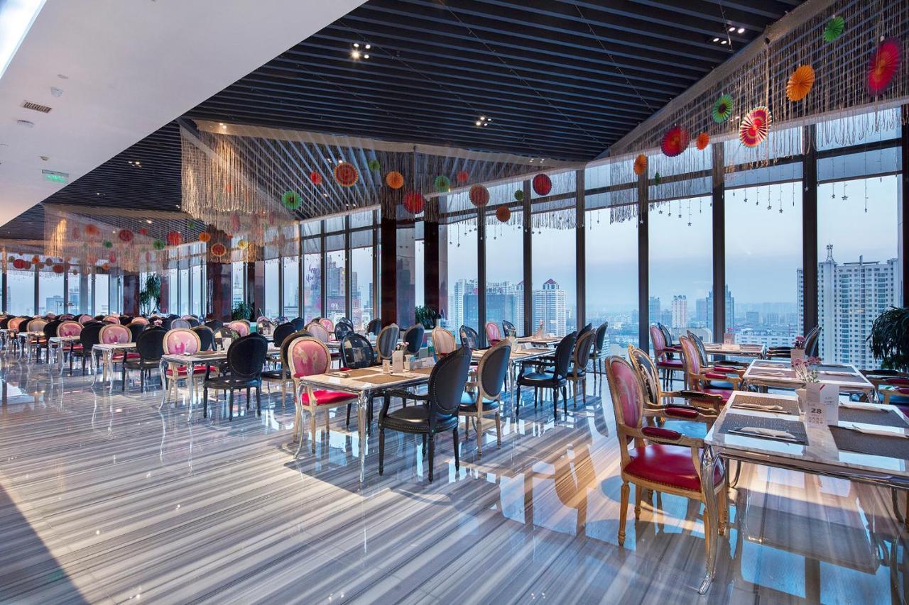 Christian'S Hotel Luoyang Лоян Екстер'єр фото