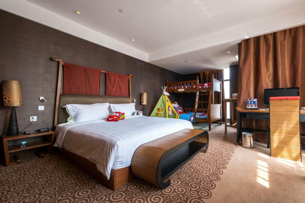 Christian'S Hotel Luoyang Лоян Екстер'єр фото